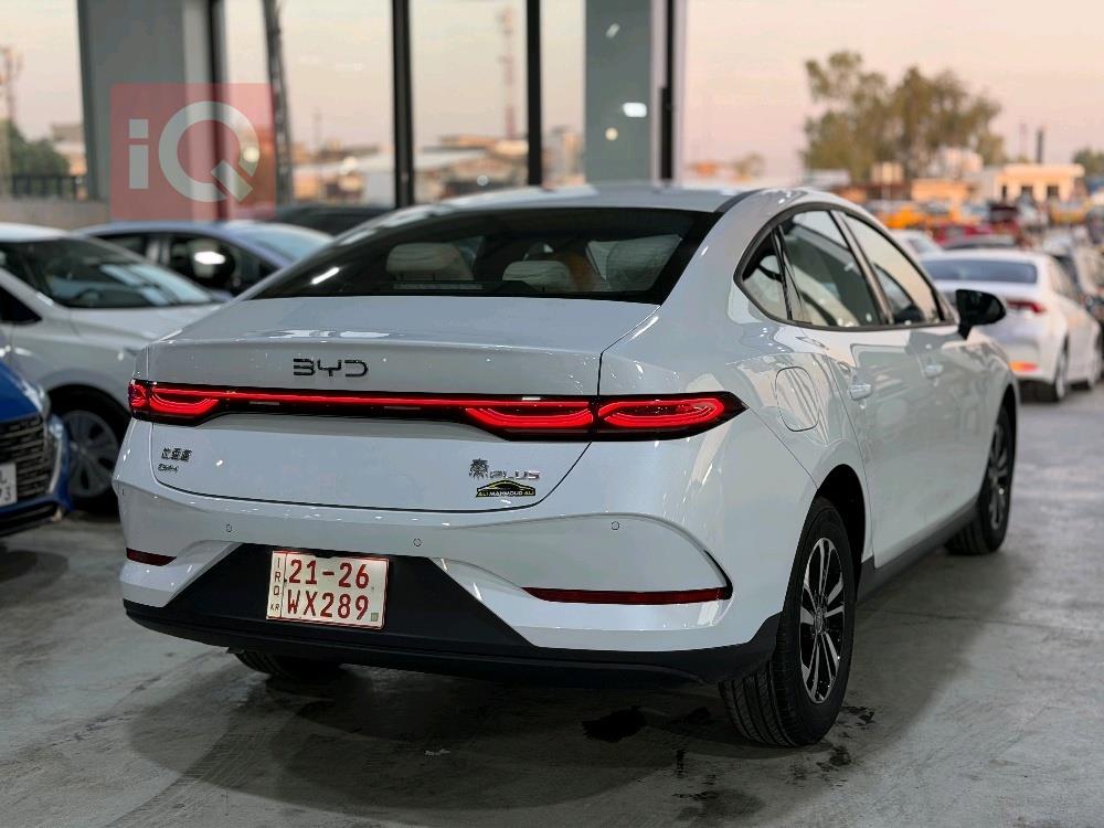 بي واي دي Qin Plus